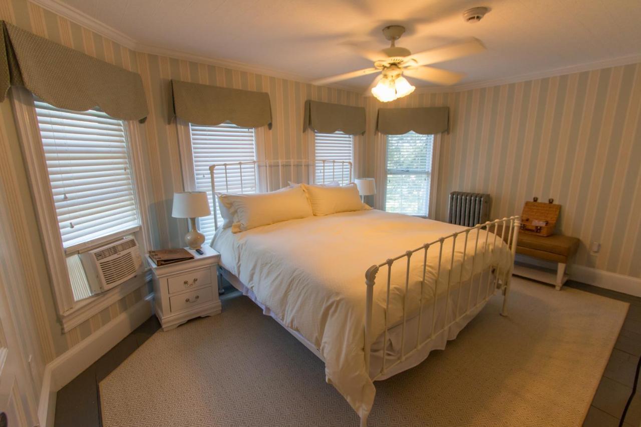 Inn At Tyler Hill ภายนอก รูปภาพ
